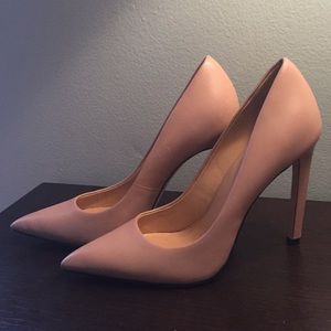 Theory nude heels